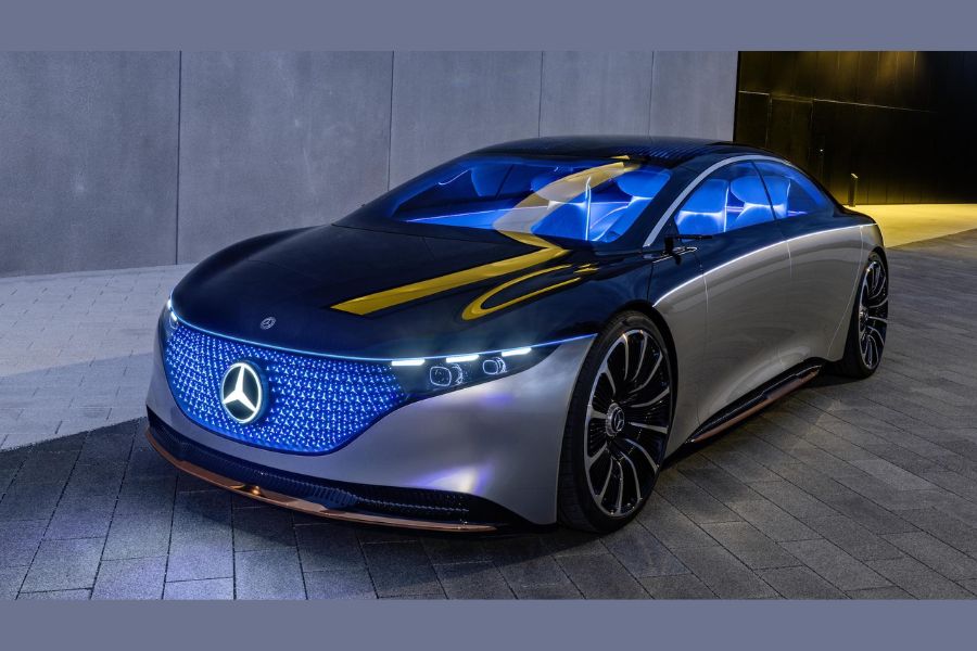 Ride on MERCEDES EQS with HYPE!!