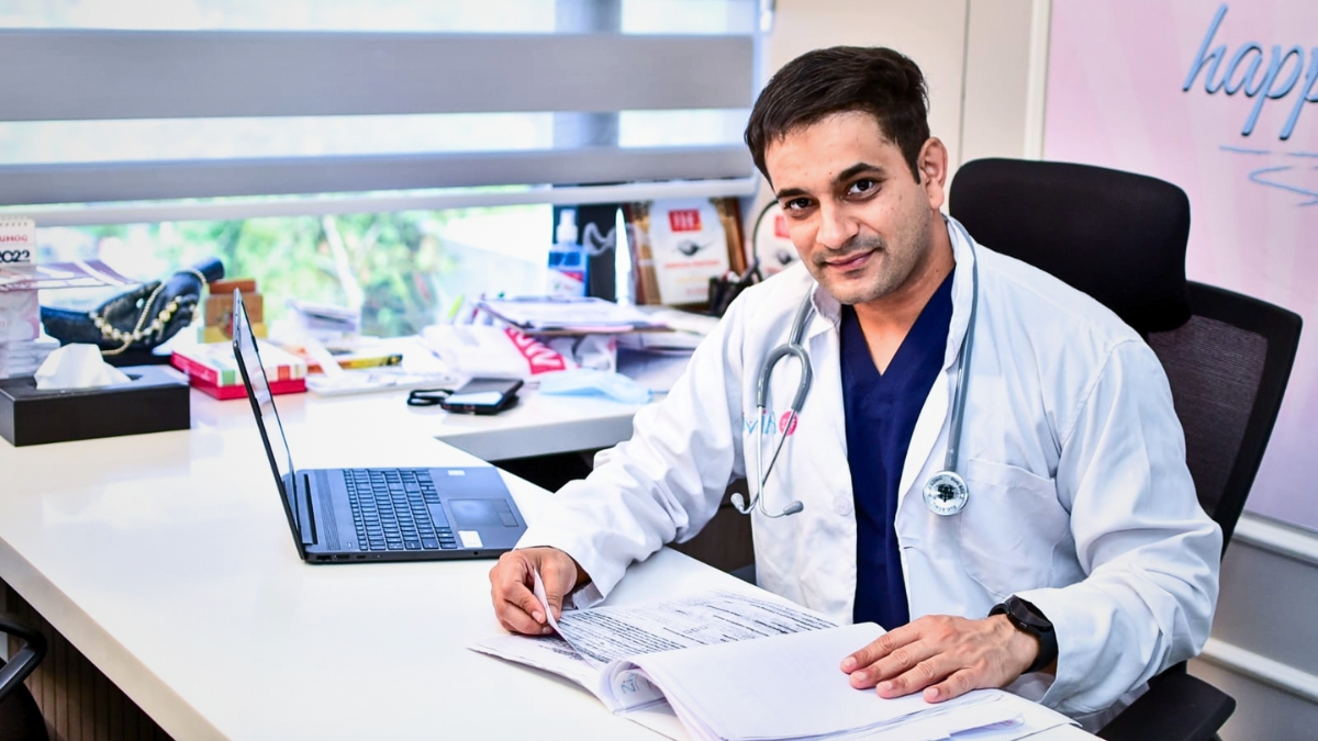 Dr Niket Patel: Leading IVF Specialist from Anand Transforming Parenthood in India